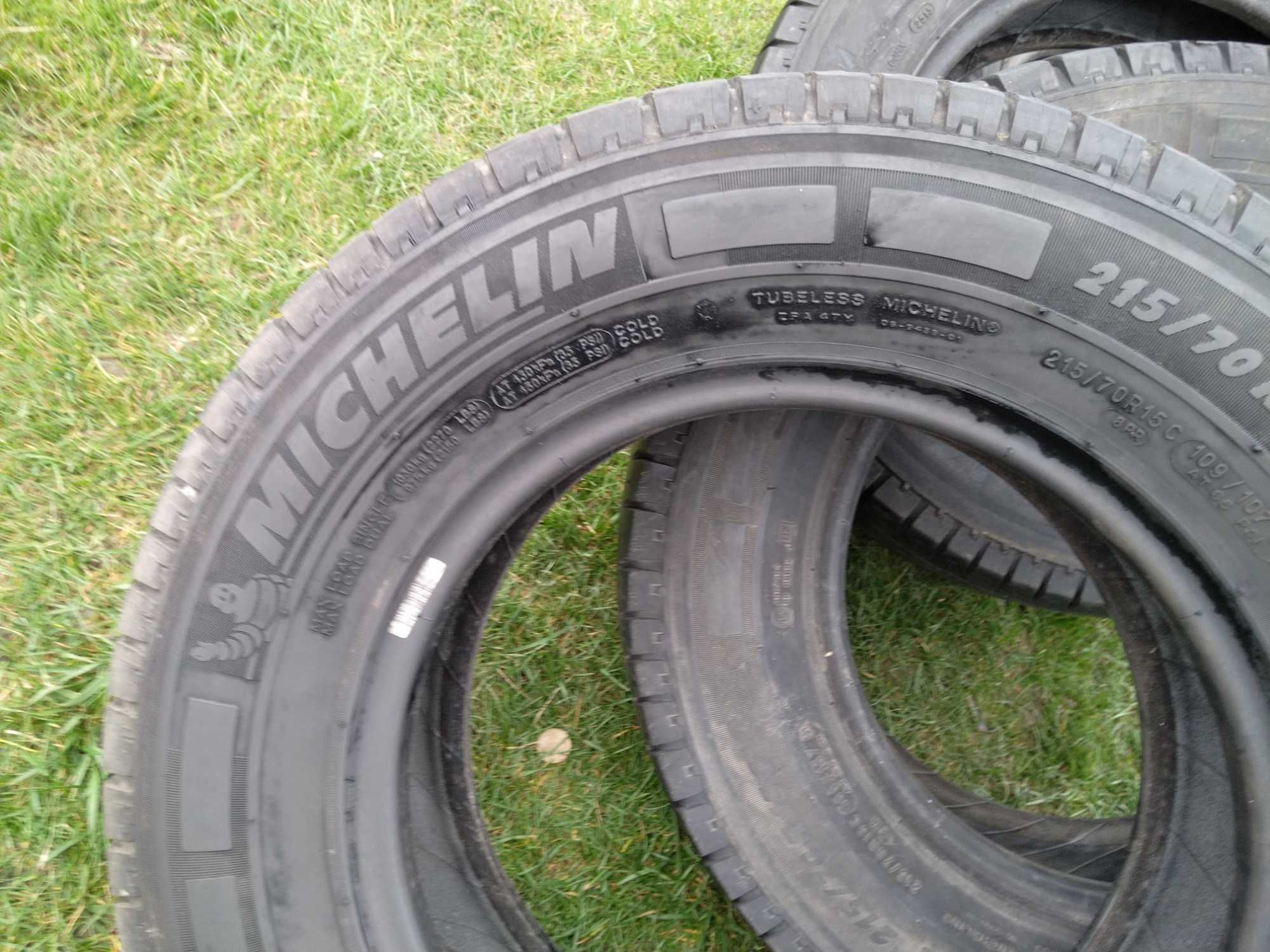 opony 215/70/15C Michelin Agilis 4 sztuki