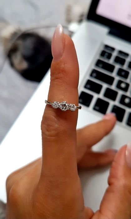 Cudowny pierścionek art deco