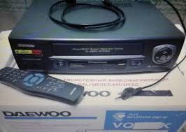 Пишущий 4-головочный видеомагнитофон DAEWOO VQ430K