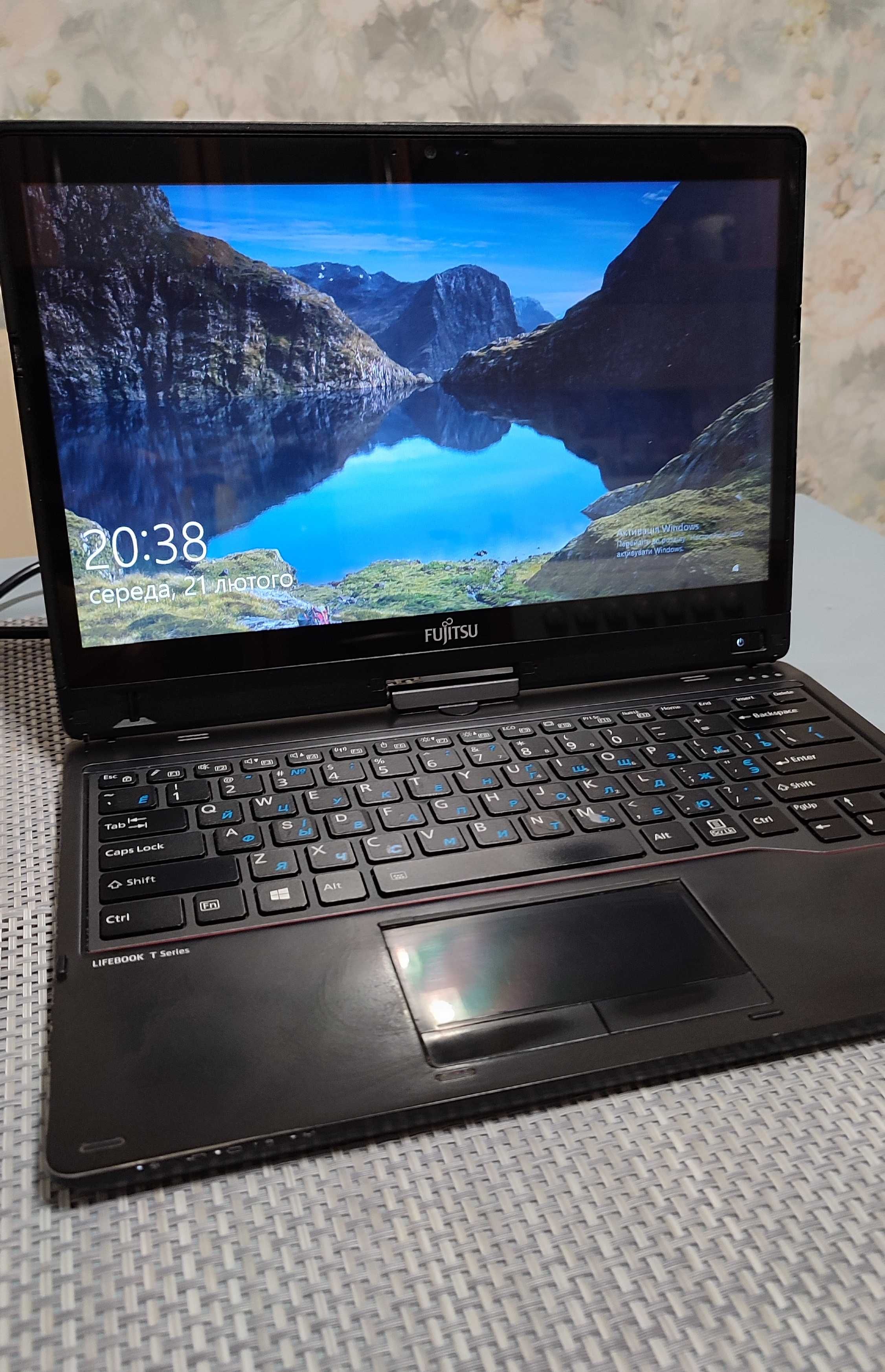 Fujitsu Lifebook T937/i5 7300U/8 GB/256 SSD