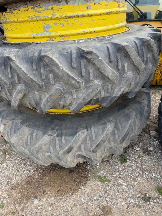 Koła blizniacze przod i tyl -3 tys caly komplet