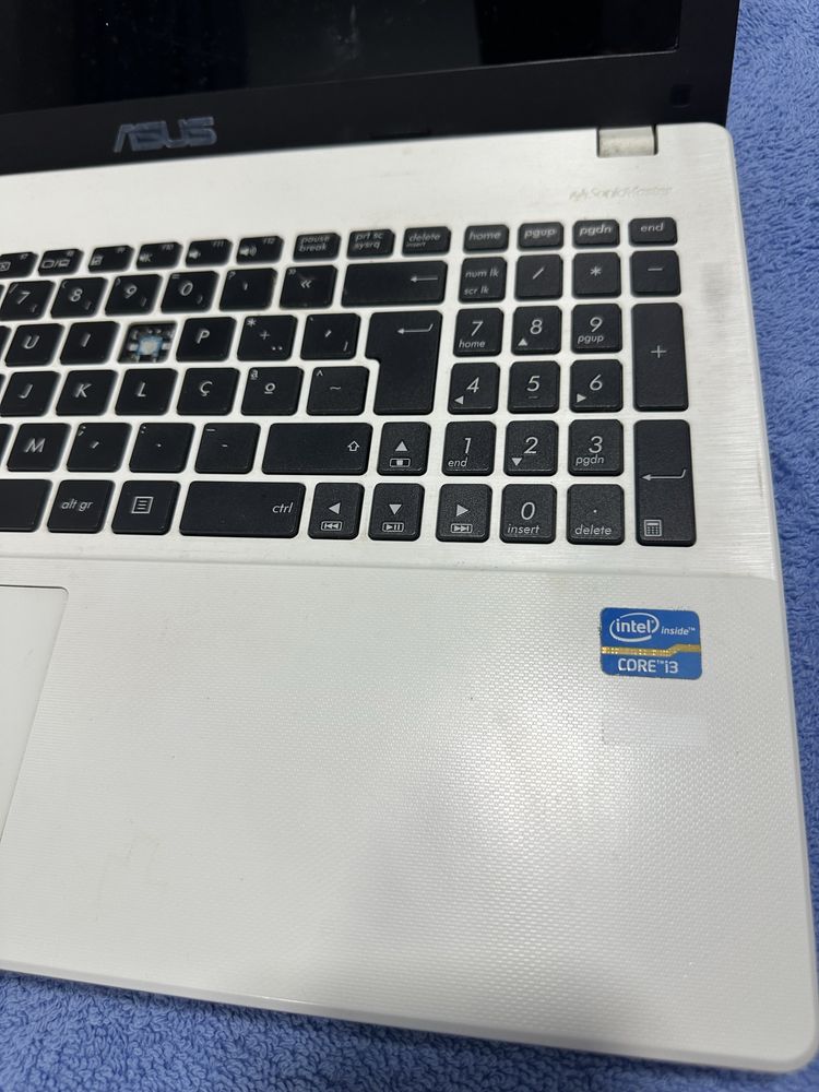 Computador Portatil Asus F551C