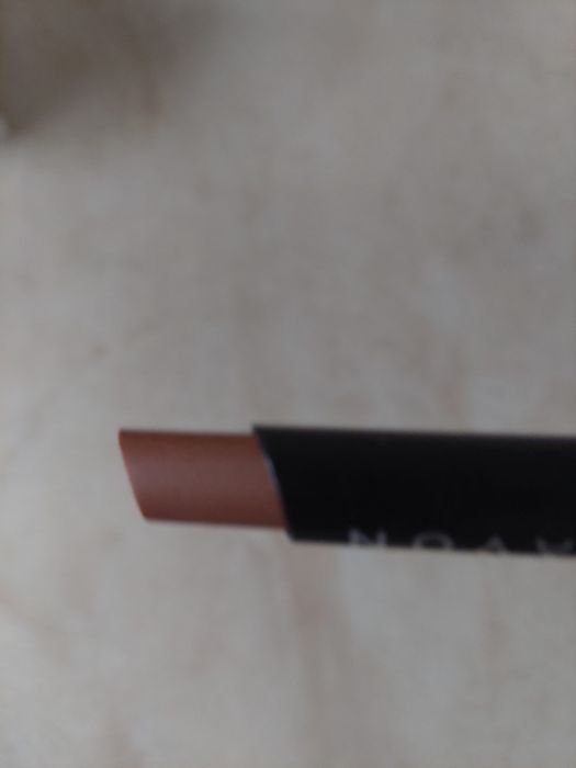 Губная помада для Нее