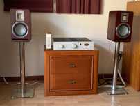 UNISON RESEARCH + AUDIOVECTOR + NORDOST gamas actuais, perfeito estado