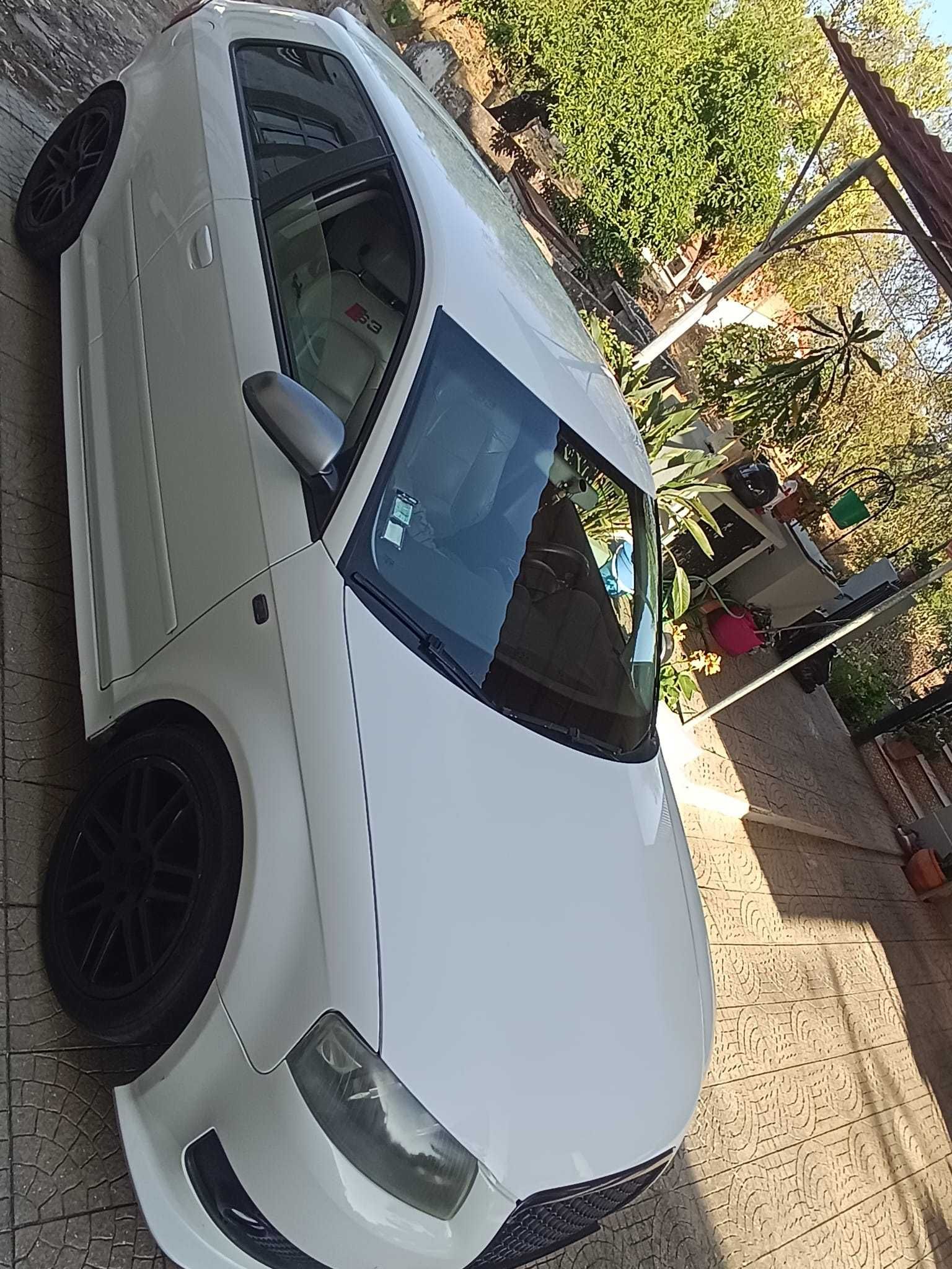 Audi A3 2.0 com extras