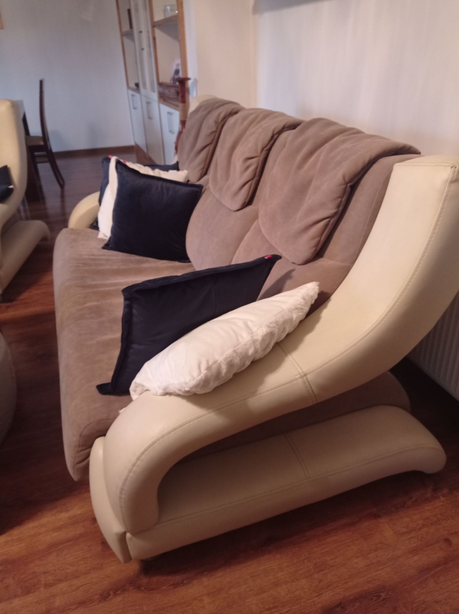 Zestaw do salonu sofa + 2 fotele