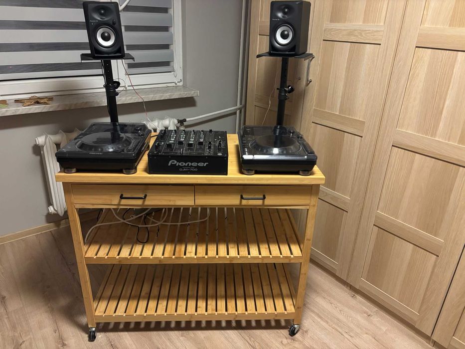 do sprzedania DJM 700 2x xdj 1000 x2 active monitor speaker DM -40 BT