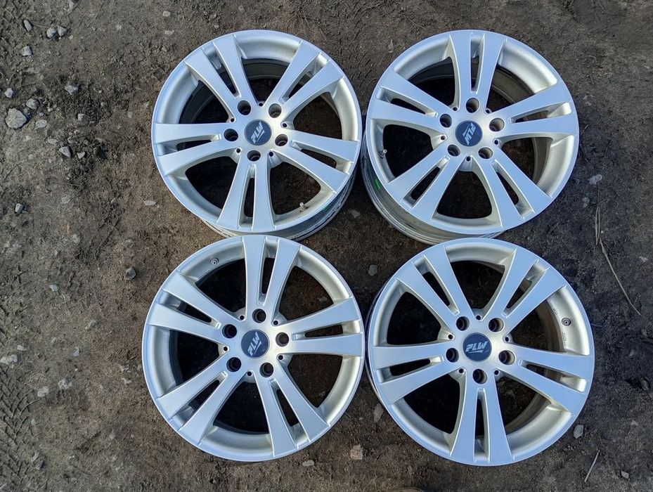 VW t5 trafic vivaro bmw 17cali 5x120 plw 7,5jx17h2 super wzór i stan