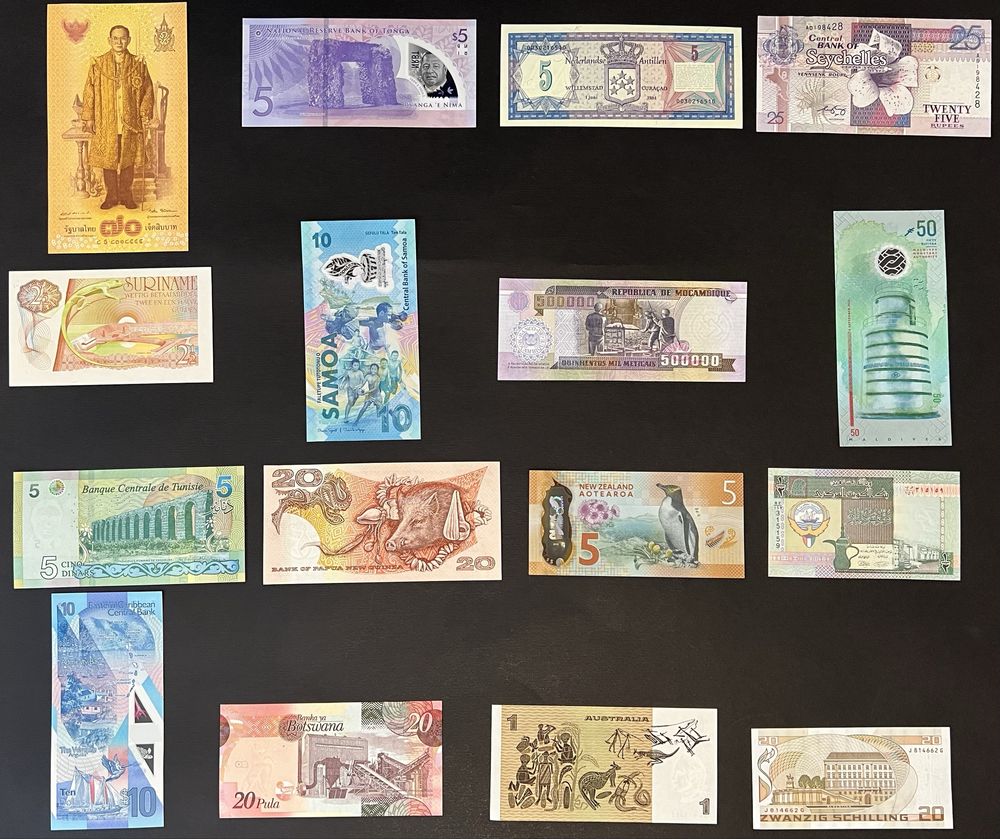 Банкноти, купюри країн світу від 300 до 400 грн шт