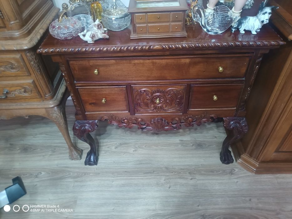 Stylowa komoda drewniana chippendale