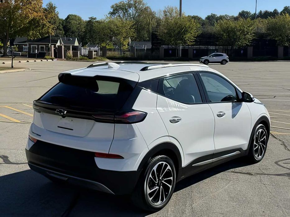 Chevrolet Bolt      2023