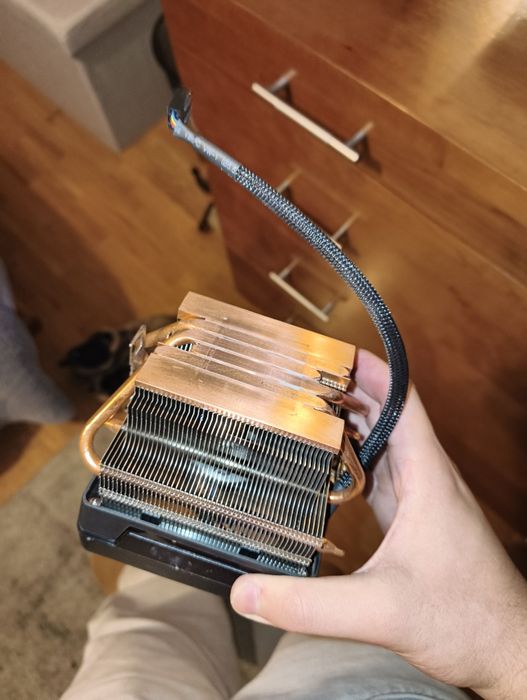 Ryzen 7 2700x + Cooler na caixa