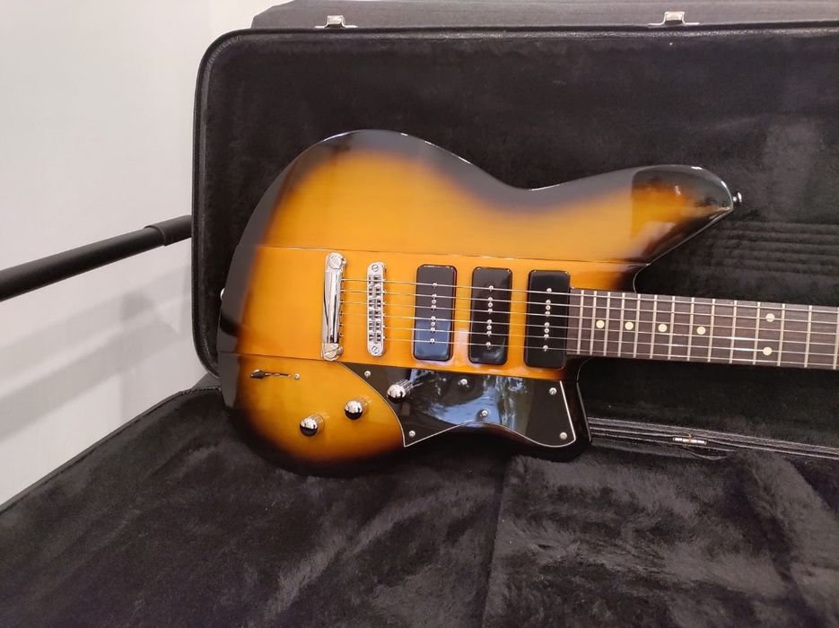 VENDA URGENTE 2007 Reverend Warhawk 390 Tobacco Sunburst