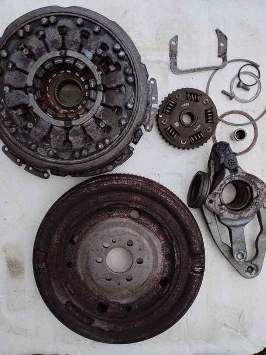 Оригінальний комплект з маховиком DSG7 DQ-200