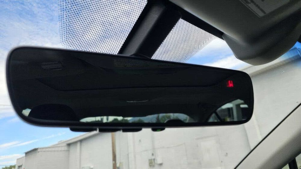 Subaru Legacy Limited      2022