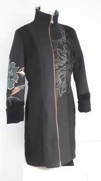 Czarny ocieplany płaszcz bawełniany z dodatkiem wełny rozmiar L 40