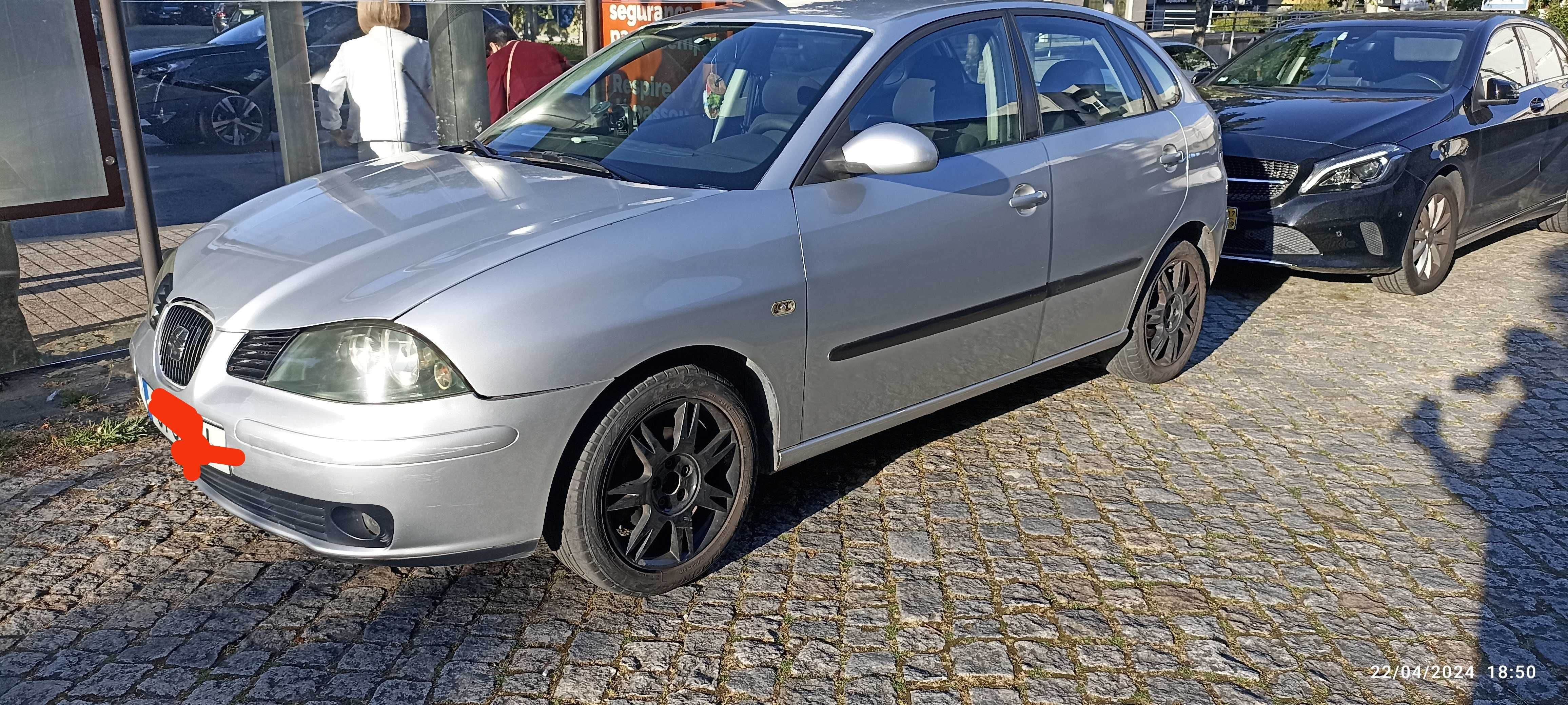 SEAT IBIZA 2002 - Impecável