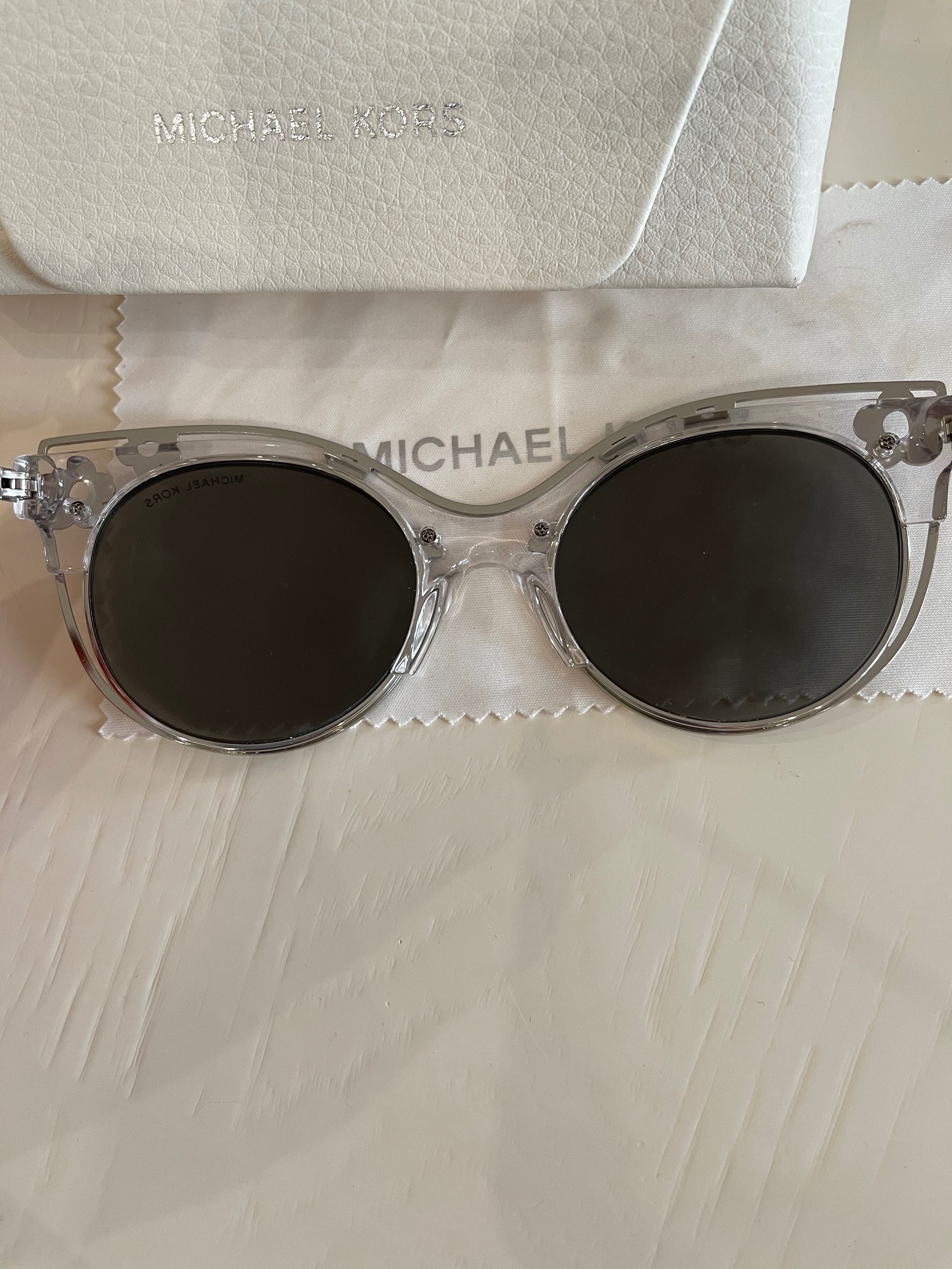 Очки Michael Kors