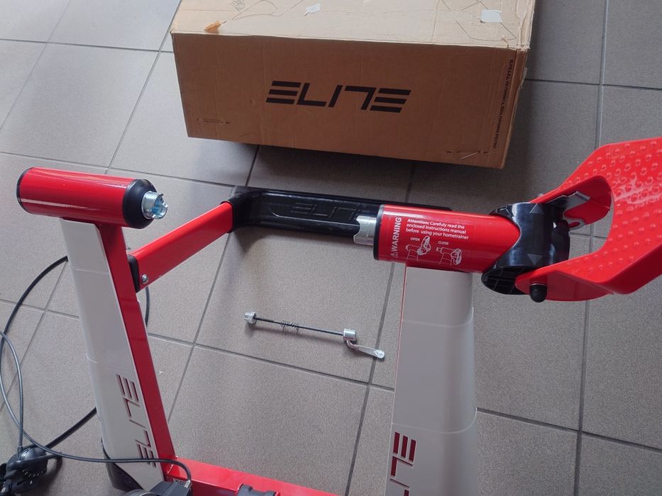 Trenażer rowerowy 24-29 cali Magnetyczny Manetka ELITE NOVO FORCE