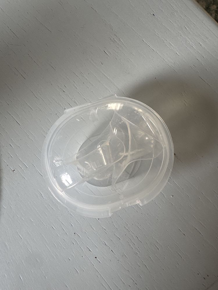 PHILIPS AVENT osłonka na brodawki piersi sutki r. M