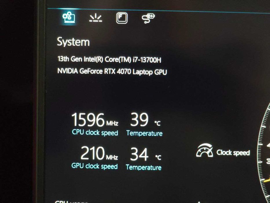 Ноутбук 17.3″, Intel i7-13700H(5ГГц), RTX4070 140W, 32Гб ОЗУ