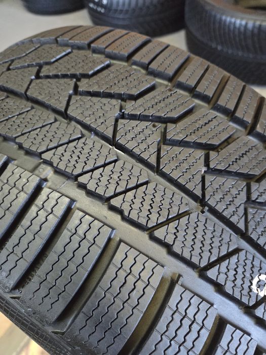 opona używana 245/35R20 Continental Wintercontact TS860 S NAO