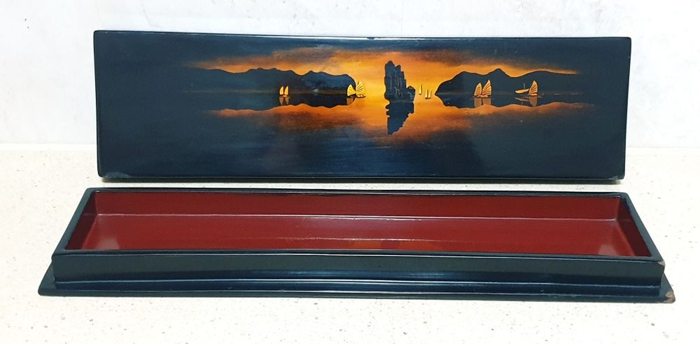 Linda caixa asiática comprida vintage pintada à mão