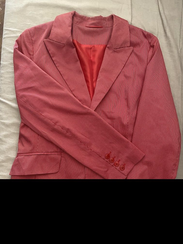 Blazer 44, vermelho, riscas brancas