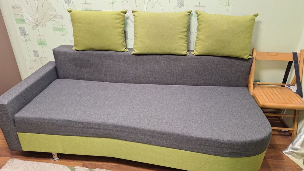 Продам розклажне диван-ліжко (тахта) б/у