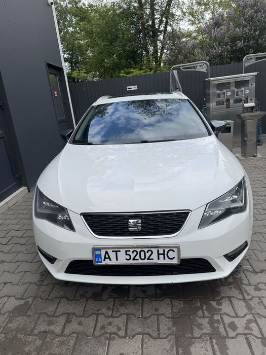 Продам seat leon 2016