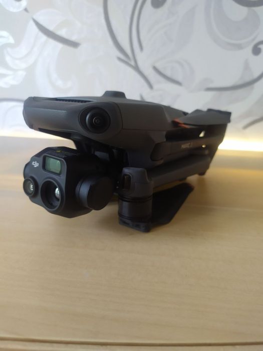 Квадрокоптер DJI Mavic 3T thermal з тепловизером