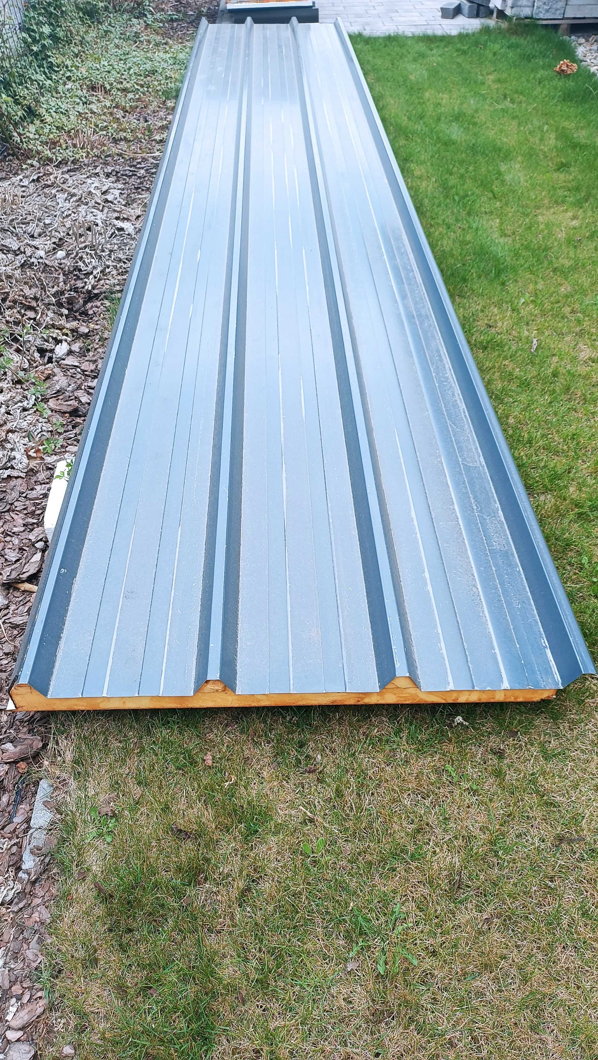 Płyta obornicka wielowarstwowa dachowa PIR60mm, długość 6m, szer. 1m.