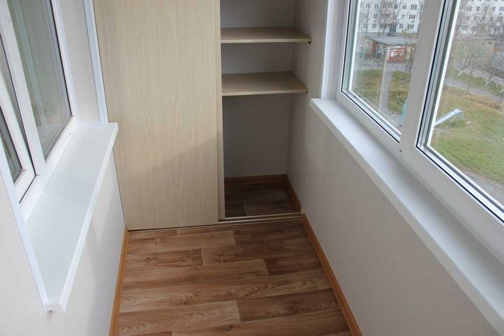 Окна металлопластиковые. Балконы под ключ