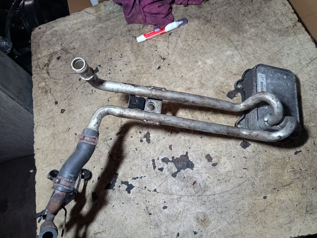 Chłodnica oleju przewody rurki 1.4tsi VW Golf V oryginał komplet