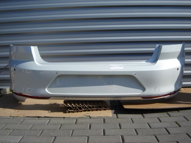 VW PASSAT B8 ZDERZAK 3G0 TYŁ IDEALNY BIAŁY CHROM