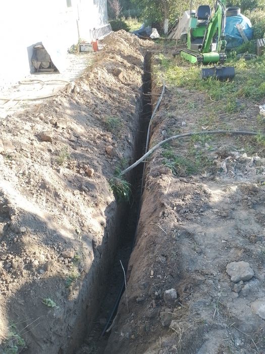 Продам мініескаватор  мд4 +