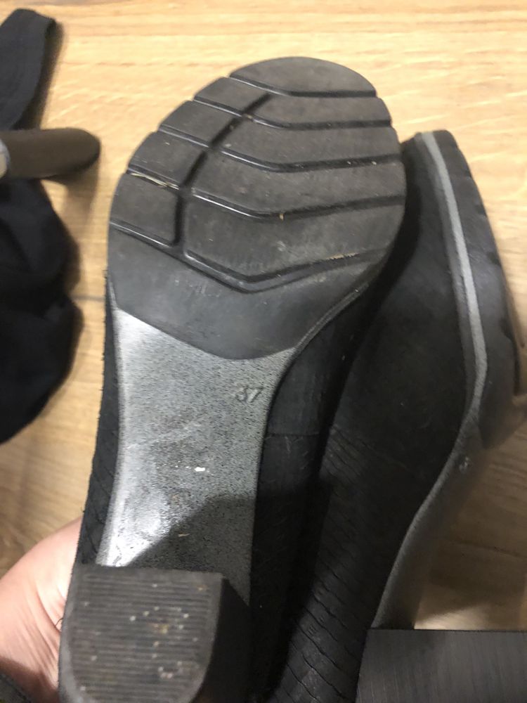 Buty Marco Tozzi na obcasie