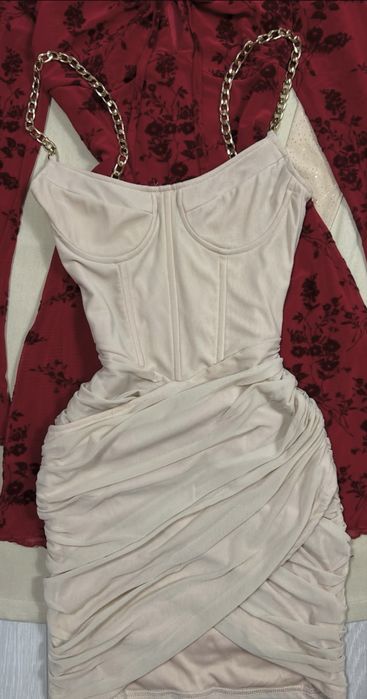 Святкова сукня