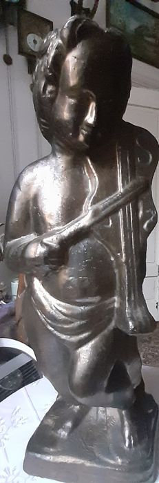 Duży Anioł grający na skrzypcach 66 cm