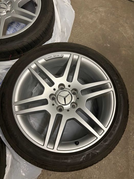 Felgi + Opony Mercedes C-Klasa AMG 17" 8