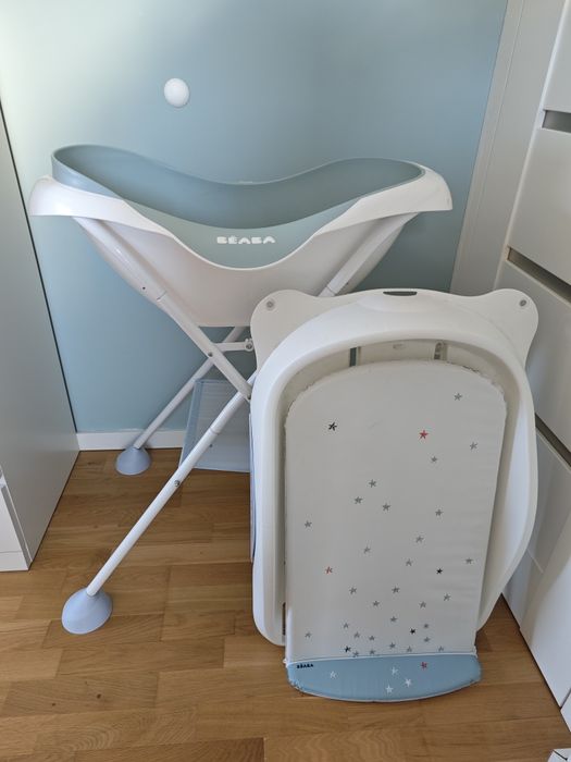 Beaba - przewijak + wanna + stojak