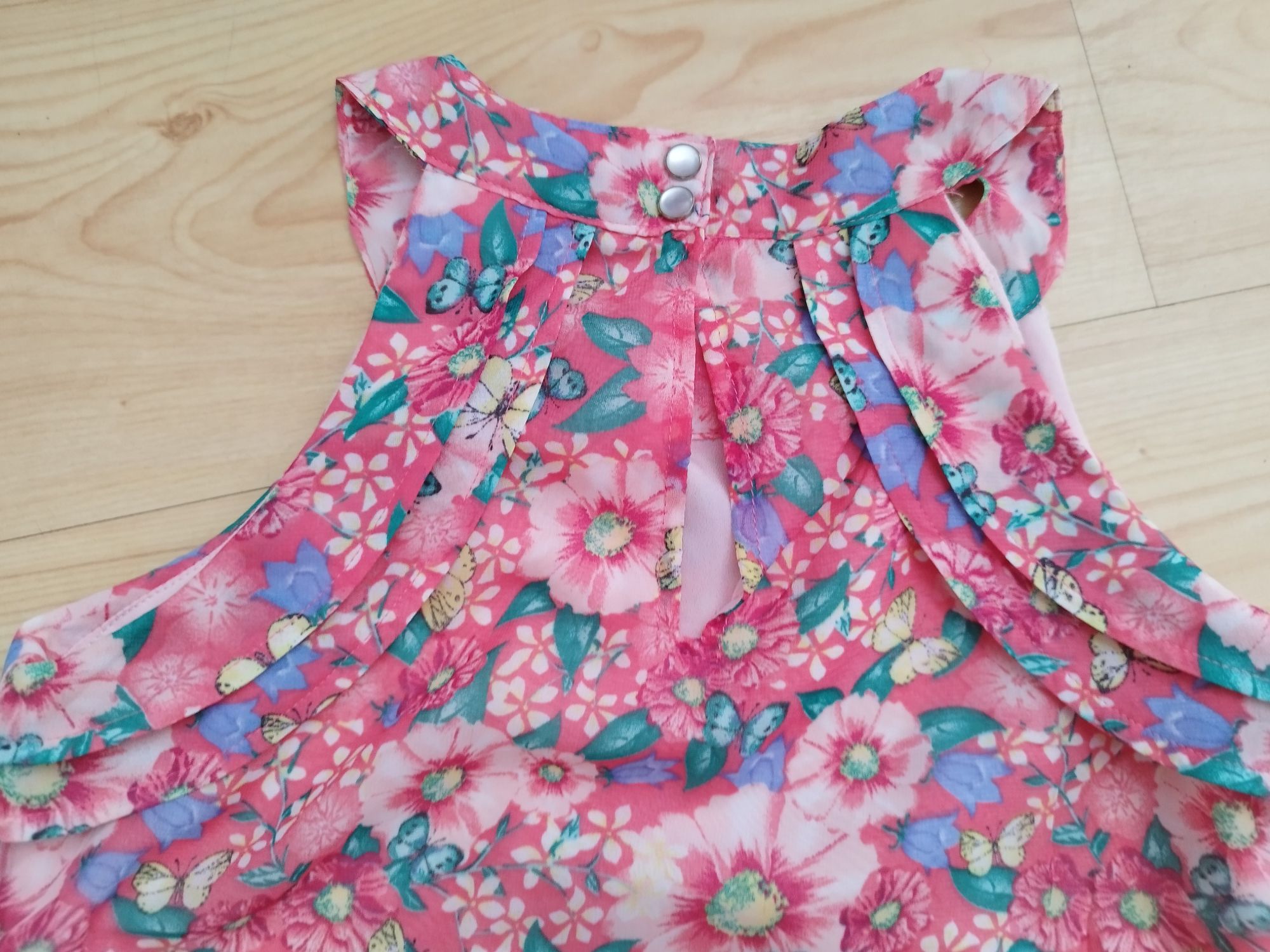 Zwiewna bluzka w kwiaty 122