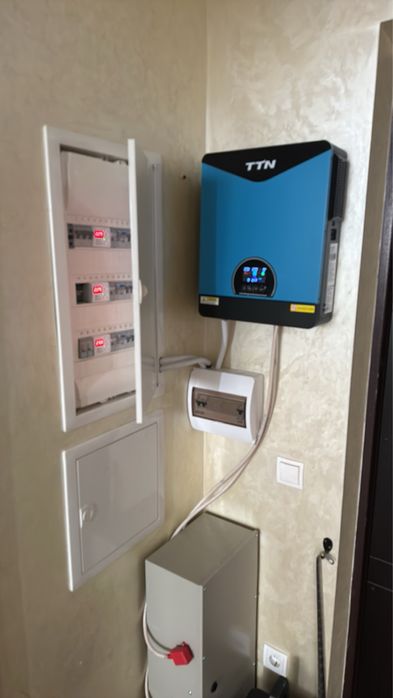 Комплект безперебійного живлення