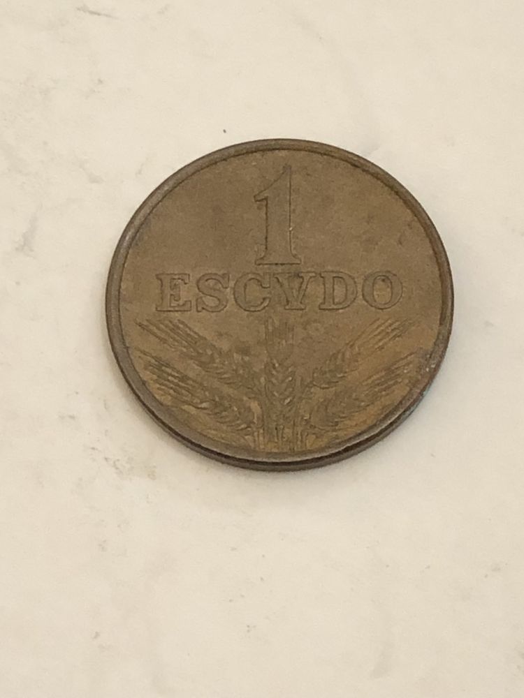 Moeda 1 Escudo Bronze 1973