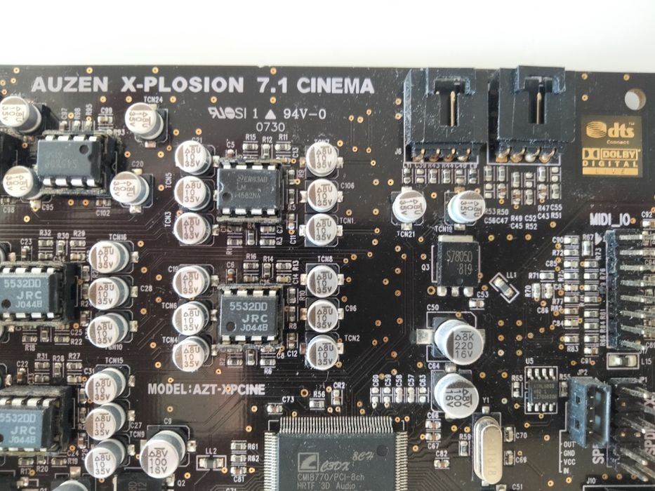 Звукова карта Auzen 7.1