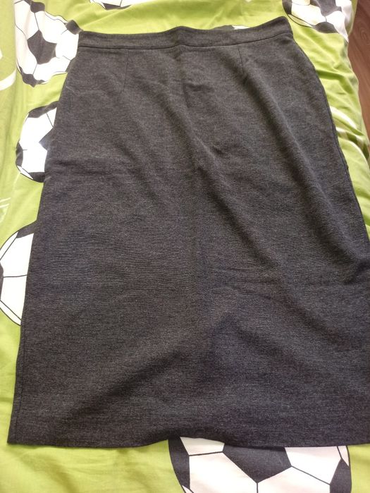 Eleganckaa szaraa spódnica mohito