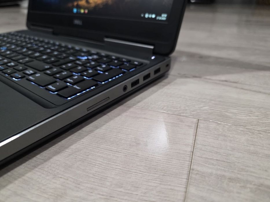 Laptop DELL Precision 7510