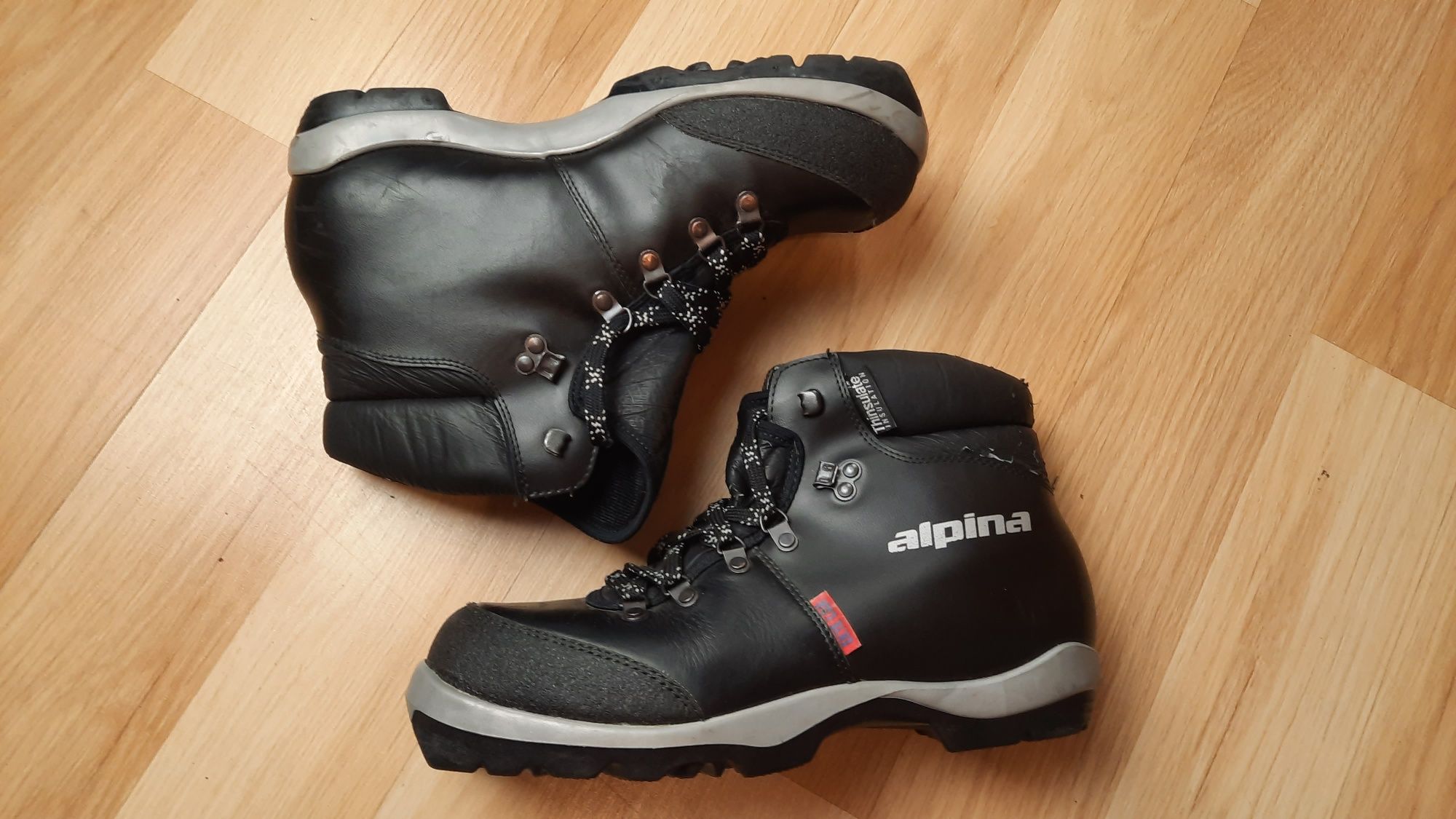 Buty na narty biegowe NNN BC Alpina r. 40 BackCountry