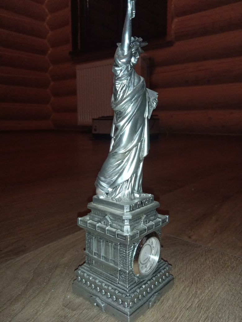 Статуя Свободи           .