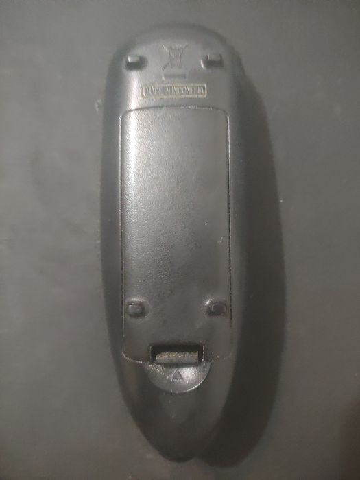 Oryginalny pilot do wieży Samsung MM-E320 MM-E330